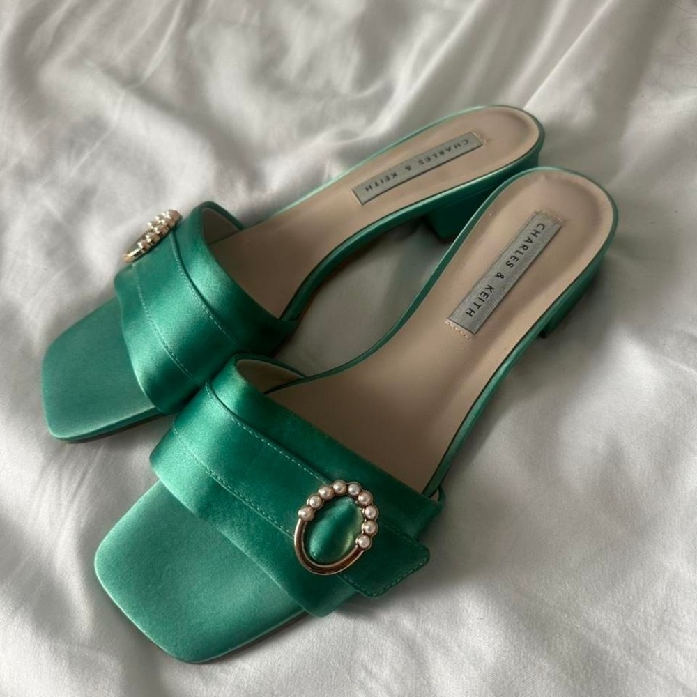 Charles &‎ Keith Emerald Satin Pearl Buckle Mule Heel Sandals Statement